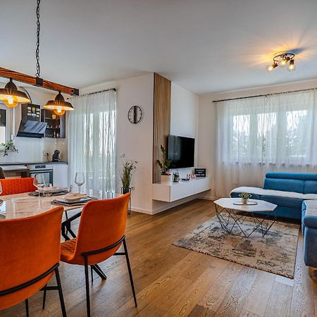 Korina Apartment - Free Private Parking زادار المظهر الخارجي الصورة