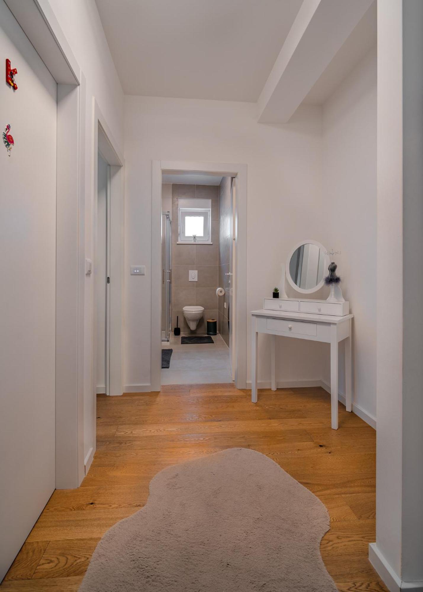 Korina Apartment - Free Private Parking زادار المظهر الخارجي الصورة